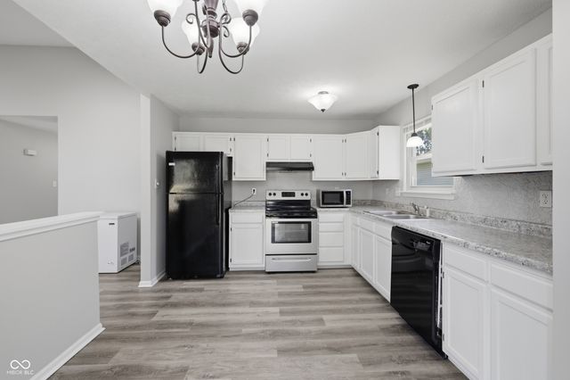 3140 Shellbark Drive, Indianapolis, IN 46235