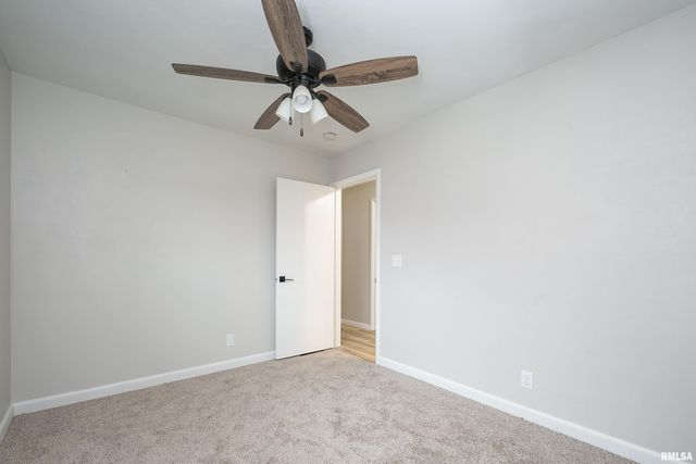 4 MAPLE Court, Colona, IL 61241