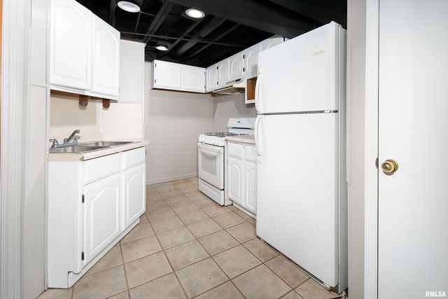 4 MAPLE Court, Colona, IL 61241