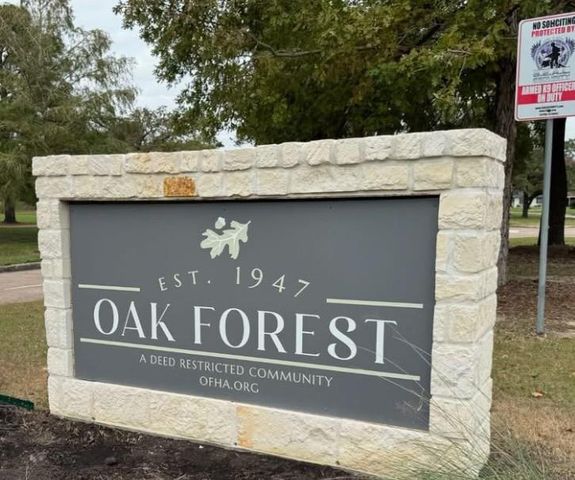 2038 Viking Drive, Houston, TX 77018