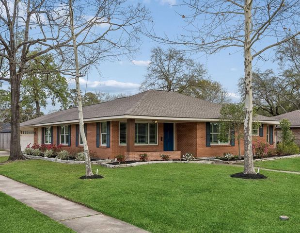 2038 Viking Drive, Houston, TX 77018