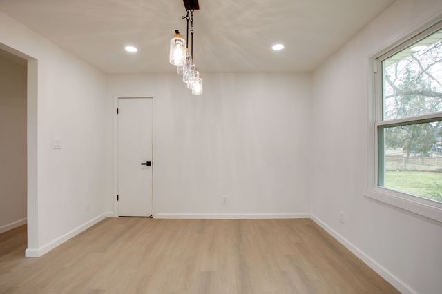 223 Hampton Rd, Columbia, TN 38401