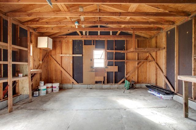 223 Hampton Rd, Columbia, TN 38401