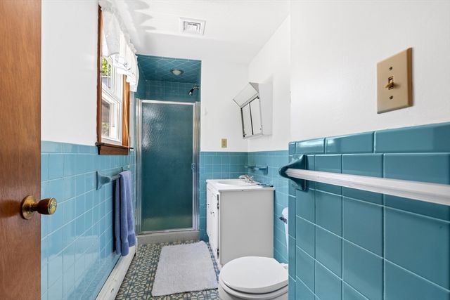 90 Village Ln, Wellfleet, MA 02667