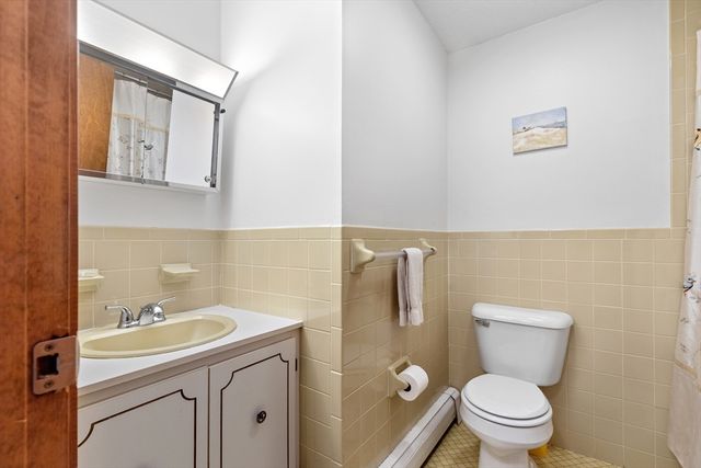 90 Village Ln, Wellfleet, MA 02667