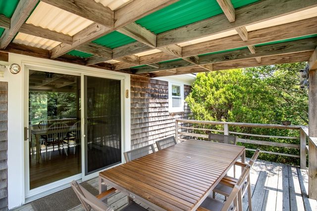90 Village Ln, Wellfleet, MA 02667