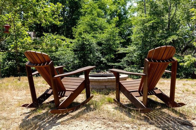 90 Village Ln, Wellfleet, MA 02667