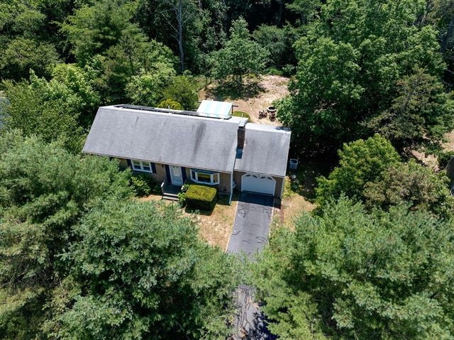 90 Village Ln, Wellfleet, MA 02667