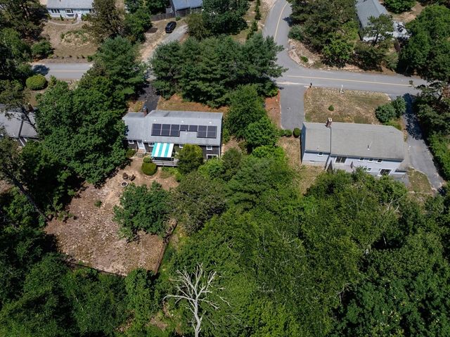 90 Village Ln, Wellfleet, MA 02667