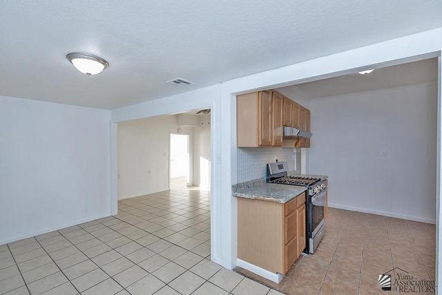 903 S 3 Ave, Yuma, AZ 85364