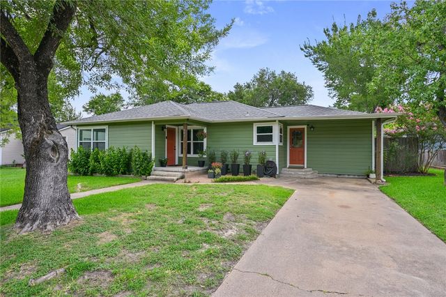 901 East North Avenue, Bryan, TX 77802