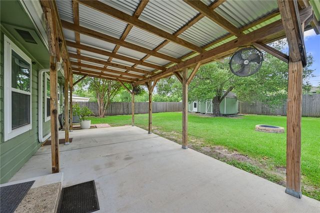 901 East North Avenue, Bryan, TX 77802
