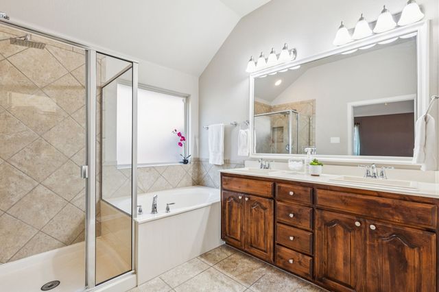 2536 Grey Kingbird Trail, Fort Worth, TX 76244