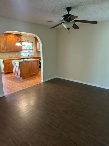 1700 NW 84th Drive, Coral Springs, FL 33071