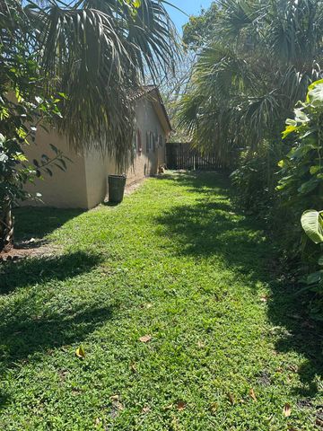 1700 NW 84th Drive, Coral Springs, FL 33071