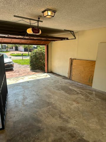 1700 NW 84th Drive, Coral Springs, FL 33071
