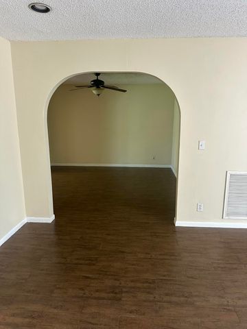 1700 NW 84th Drive, Coral Springs, FL 33071