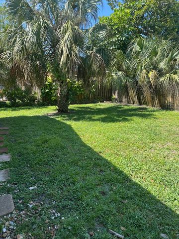 1700 NW 84th Drive, Coral Springs, FL 33071