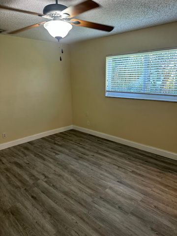 1700 NW 84th Drive, Coral Springs, FL 33071
