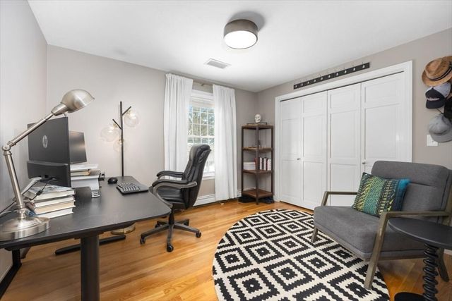 4 Rachaels Lane, Duxbury, MA 02332