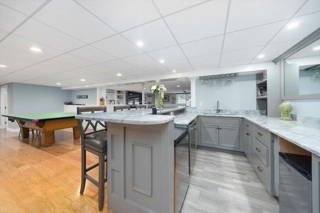 4 Rachaels Lane, Duxbury, MA 02332