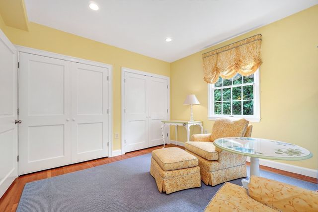 96 Sweetwater Ave 9, Bedford, MA 01730