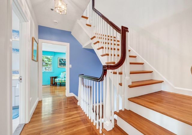 96 Sweetwater Ave 9, Bedford, MA 01730