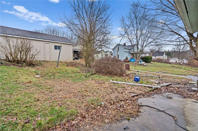 1203 Cunningham Ave, New Castle, PA 16101