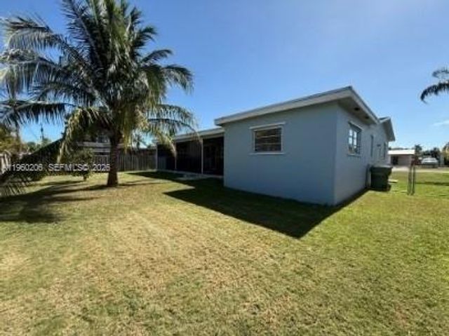 671 NW 17th St NA, Homestead, FL 33030