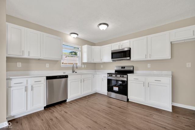 4332 Churchman Court, Indianapolis, IN 46237