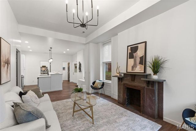 3332 Wisconsin Avenue, St Louis, MO 63118