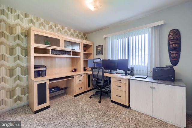 974 HERMOSA AVE, Lancaster, PA 17601