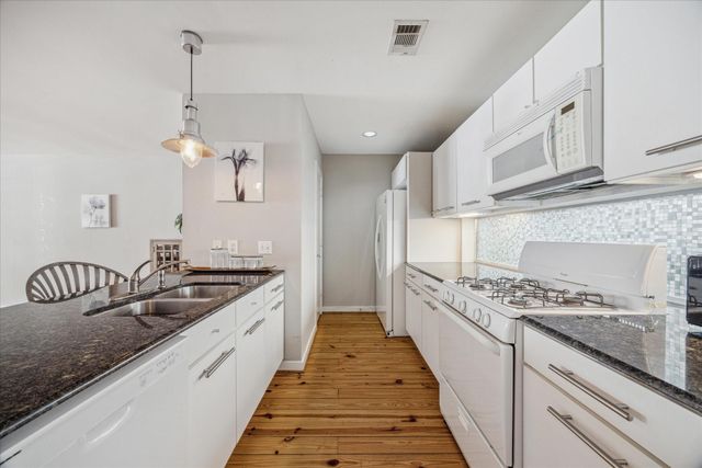 6111 Gehring Street, Houston, TX 77021