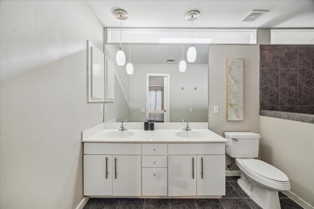6111 Gehring Street, Houston, TX 77021