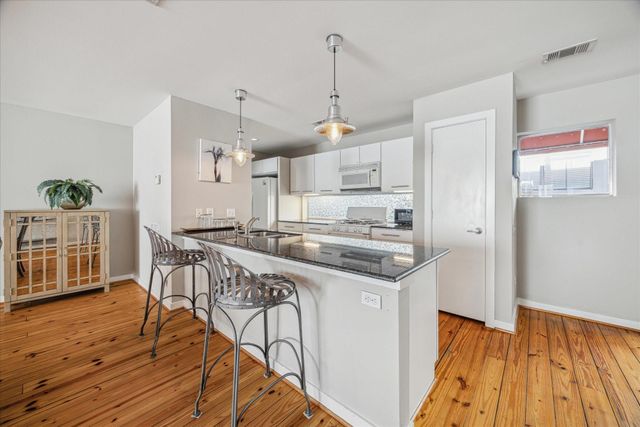 6111 Gehring Street, Houston, TX 77021