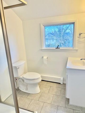 10 Revere Road, Port Washington, NY 11050