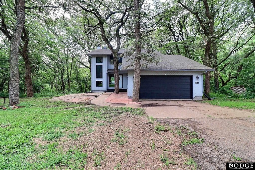 2834 Reed Lane, Fremont, NE 68025