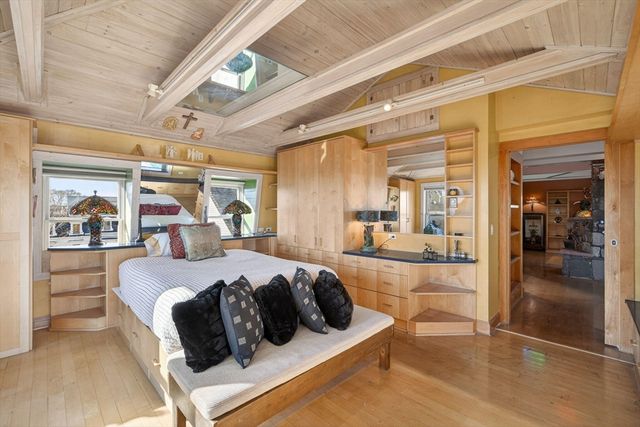 4 Center Street, Provincetown, MA 02657