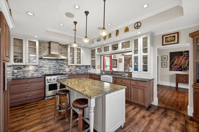 4 Center Street, Provincetown, MA 02657