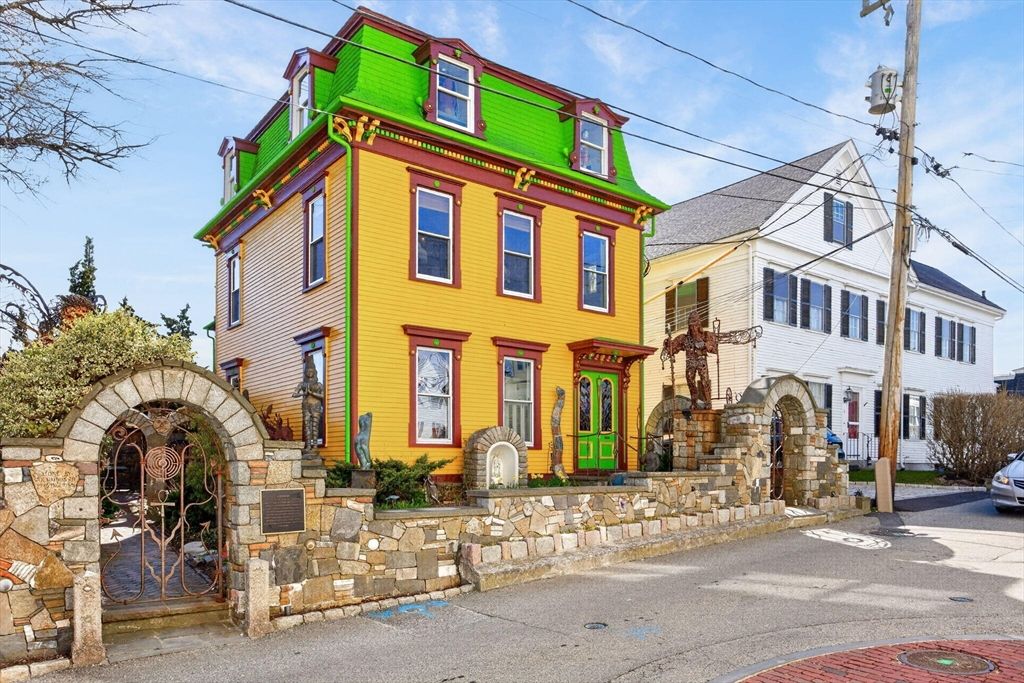 4 Center Street, Provincetown, MA 02657