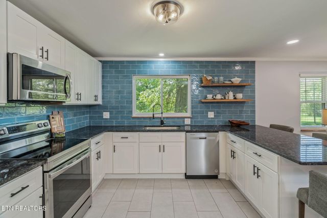 4412 Bruhin Rd, Knoxville, TN 37912
