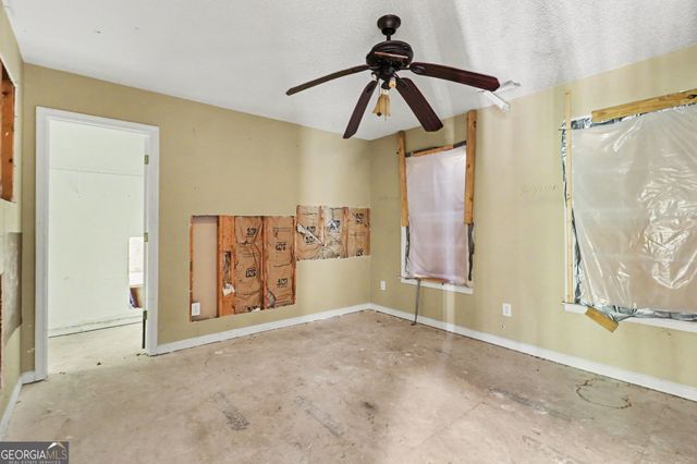 497 Neely Road, Sharpsburg, GA 30277