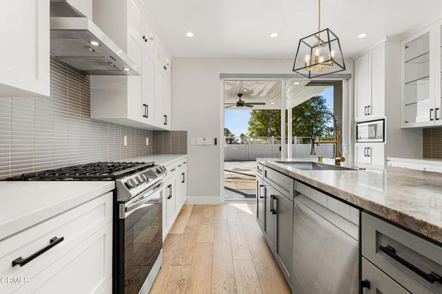 13903 Graber Avenue, Sylmar, CA 91342