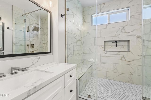 13903 Graber Avenue, Sylmar, CA 91342