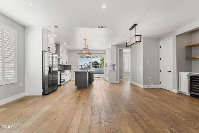 13903 Graber Avenue, Sylmar, CA 91342