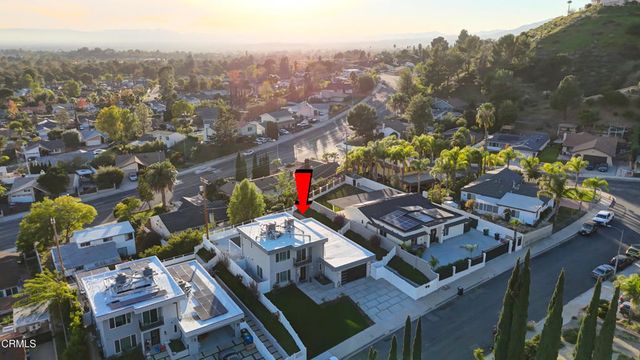 13903 Graber Avenue, Sylmar, CA 91342