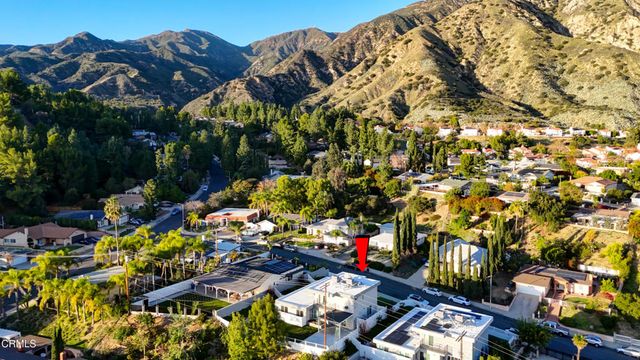 13903 Graber Avenue, Sylmar, CA 91342