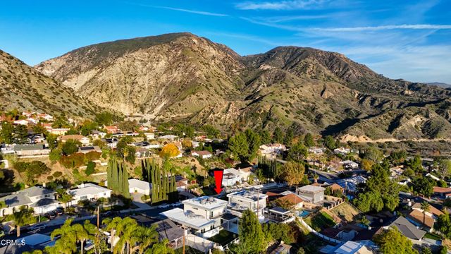 13903 Graber Avenue, Sylmar, CA 91342