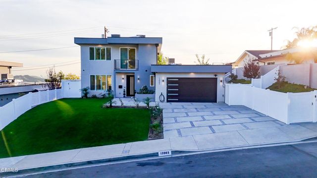 13903 Graber Avenue, Sylmar, CA 91342