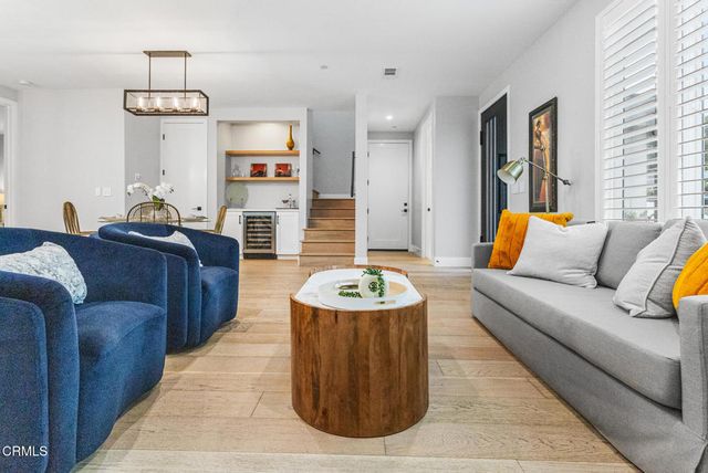 13903 Graber Avenue, Sylmar, CA 91342